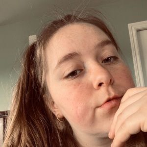 Meet your Posher, Gabrielle